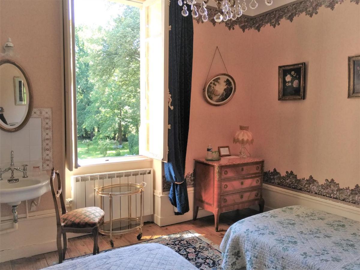 Chateau De La Vernede, La Grande Vernede Saint-Remy-de-Chargnat Экстерьер фото
