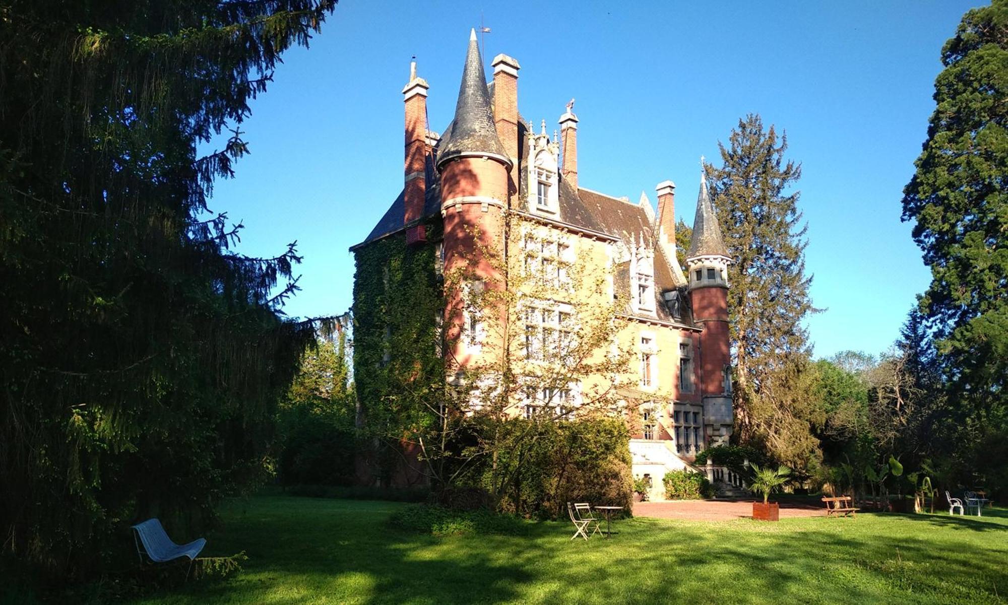 Chateau De La Vernede, La Grande Vernede Saint-Remy-de-Chargnat Экстерьер фото